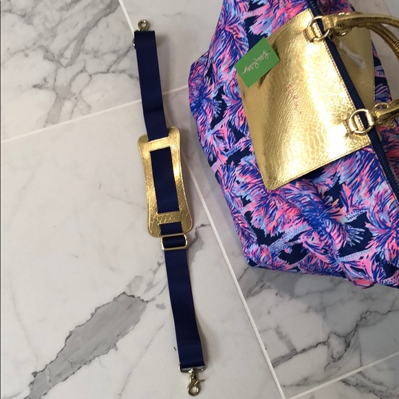 Lilly Pulitzer NWT packable escape weekend bag - Picture 6 of 8